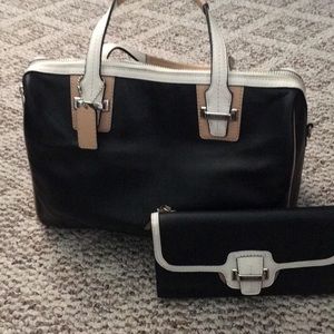 Handbag w/ matching wallet. Used once